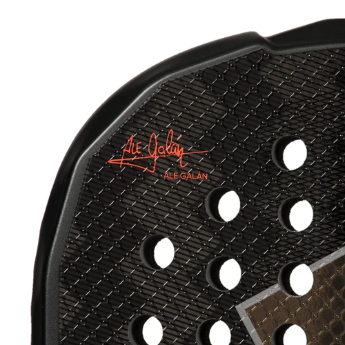 Raquette-de-padel-Adidas-Metalbone-HRD_-3.5-2026-Signature
